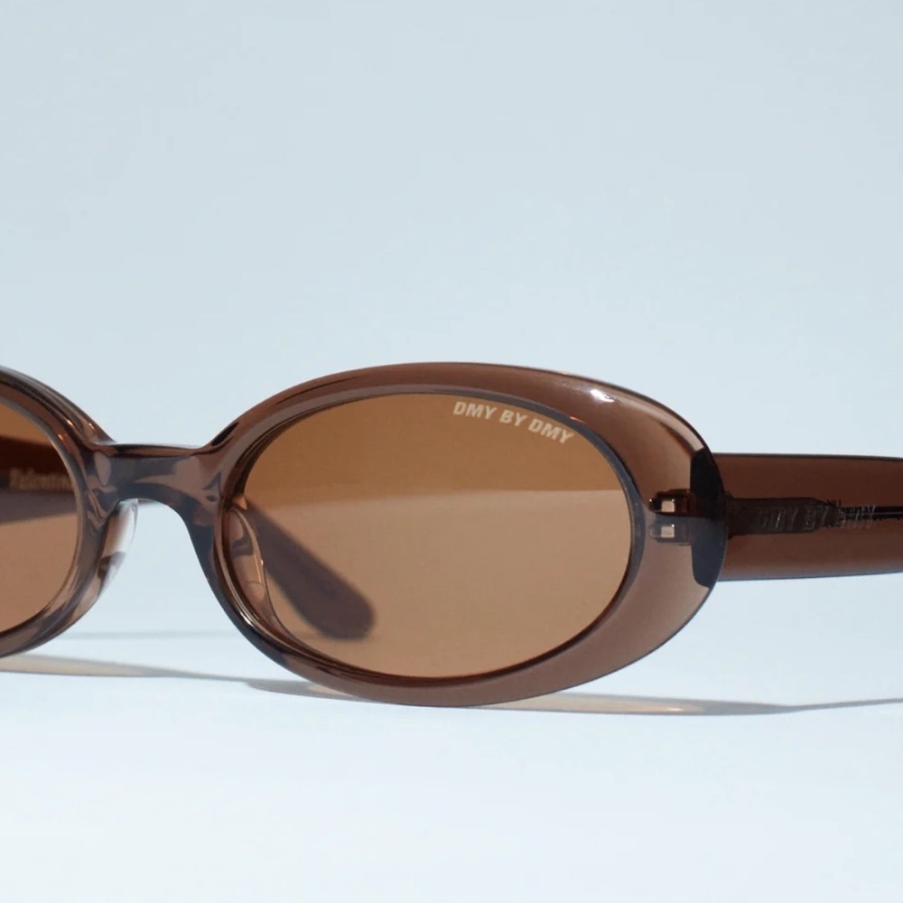 DMY by DMY Valentina Transparent Brown Oval Sunglasses - Picture 2 of 3